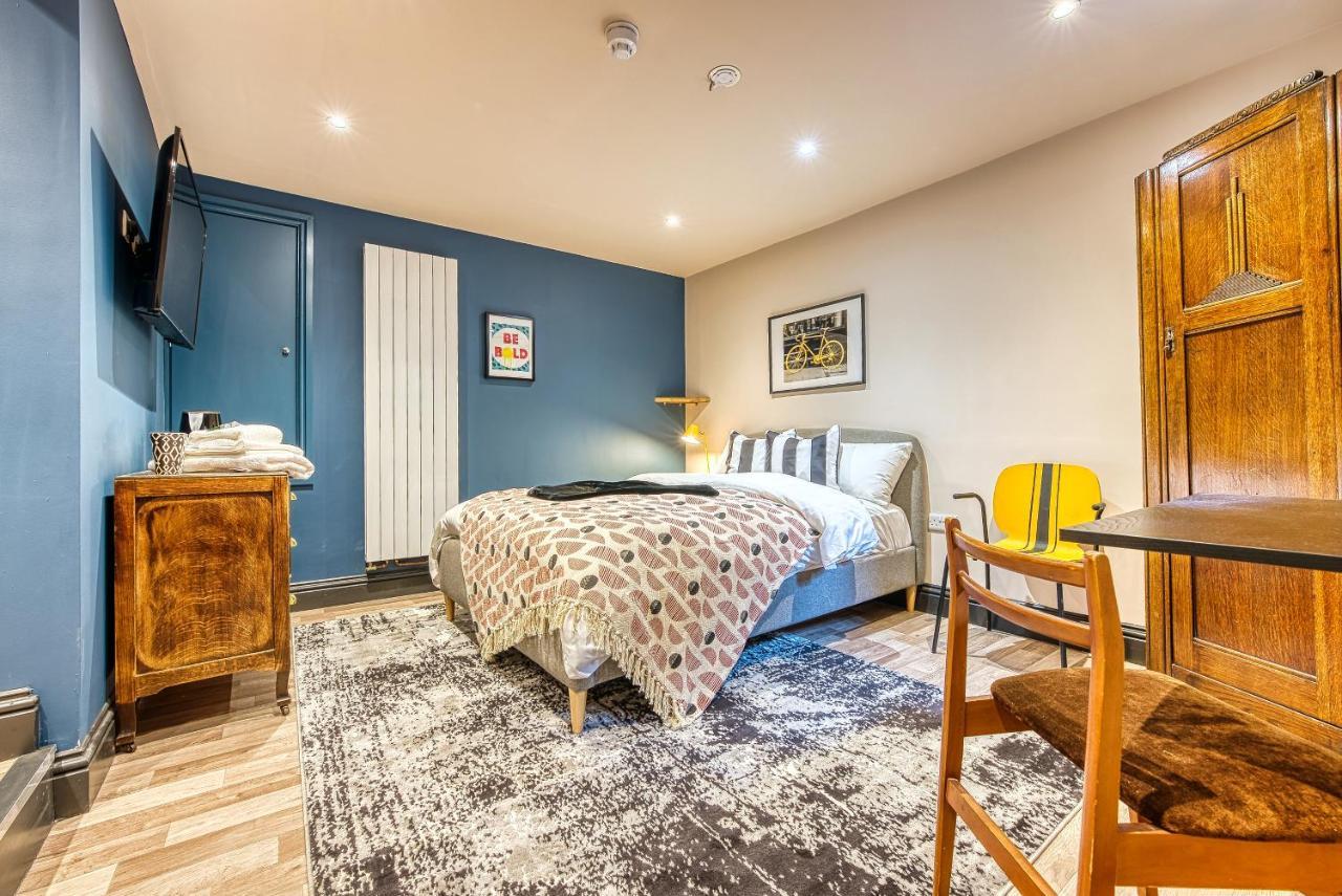 New! Unique Keighley Rooms - Perfect For Business Экстерьер фото