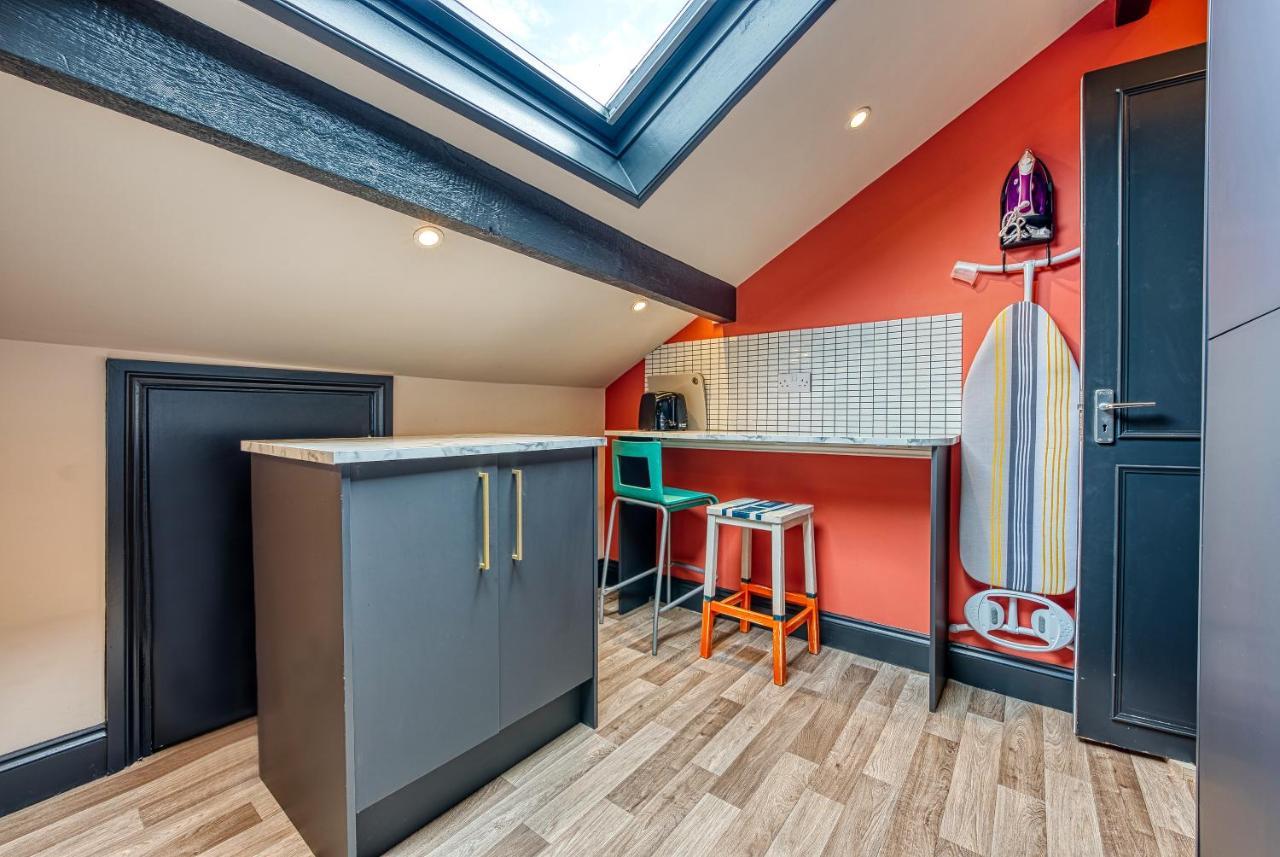 New! Unique Keighley Rooms - Perfect For Business Экстерьер фото